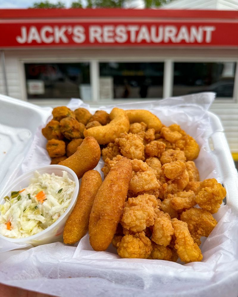 The North Carolina Diner Where Fried Fish Outsells Everything Else - Decor Hint A Legacy Built On Flavor