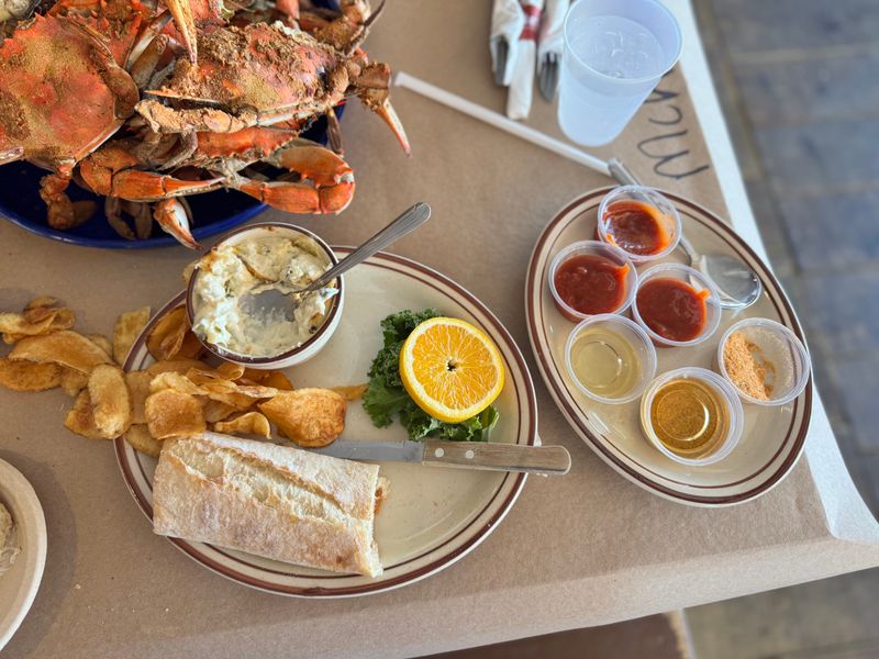 Mike's Crab House