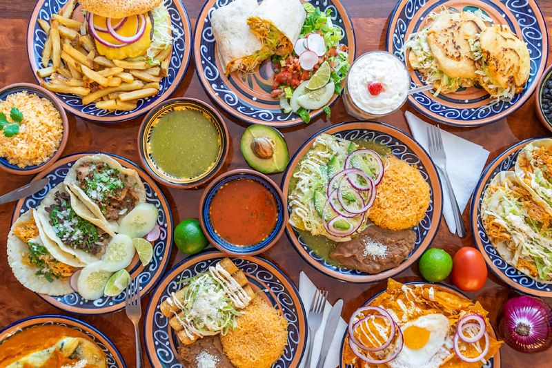 15 Ohio Mexican Restaurants With Salsa That Steals The Spotlight - Decor Hint Taqueria Mixteca - Columbus
