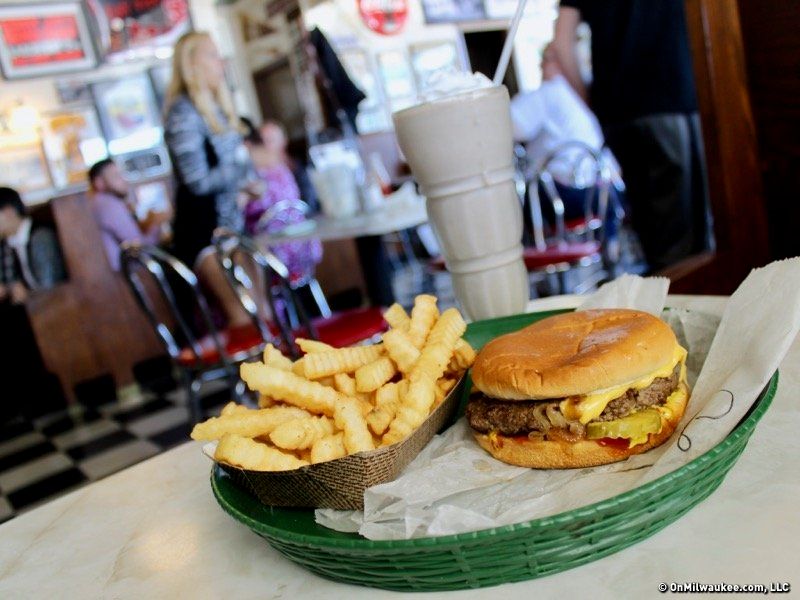 14 Wisconsin Restaurants Keeping Classic Comfort Food Alive - Decor Hint Nite Owl Drive-In