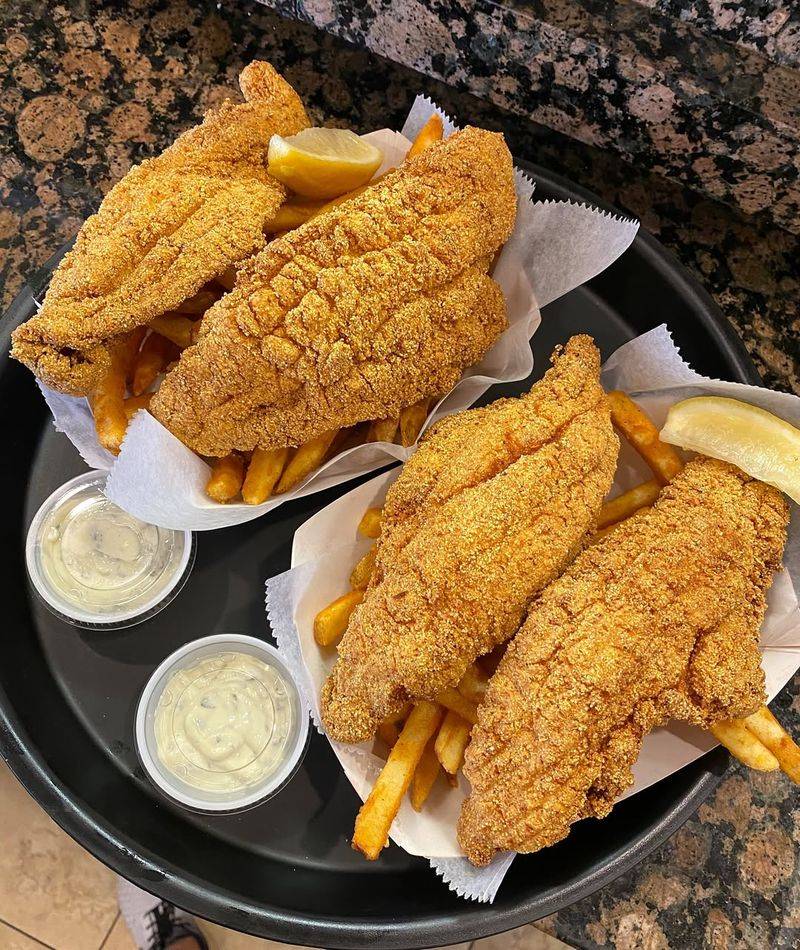 Washington Restaurants Where Fried Catfish Is The Star Of The Menu - Decor Hint Crab World Seafood Restaurant