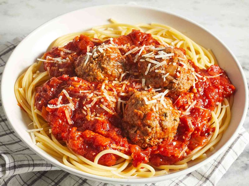 18 Michigan Places Where Spaghetti And Meatballs Are The Star Of The Menu - Decor Hint Tomatoes Apizza
