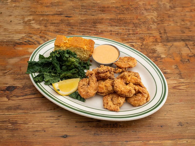 9 New York Restaurants That Serve Fried Fish Done Right - Decor Hint Peaches HotHouse