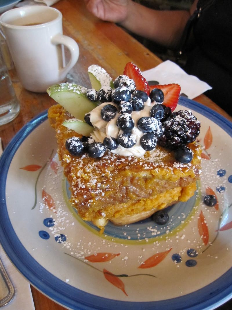 10 Maryland Lakeside Restaurants Perfect For A Weekend Getaway - Decor Hint Blue Moon Cafe – Oakland