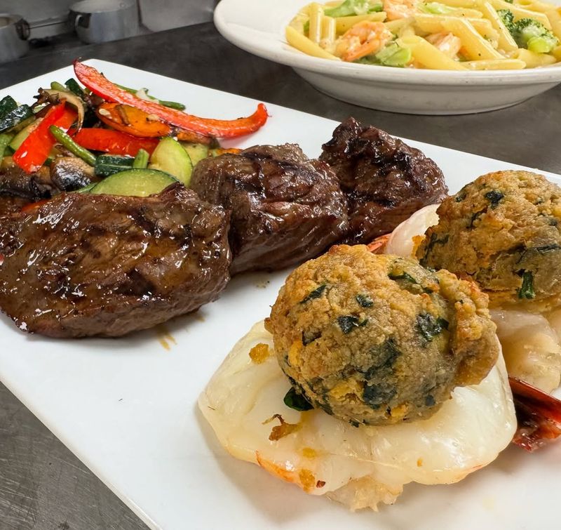 Buffets In New Hampshire That Make The Drive Worth It - Decor Hint The Colosseum Restaurant's Italian Buffet Bonanza