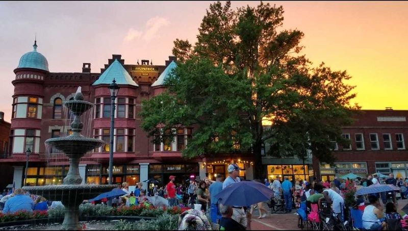 Catfish and Community at Washington's Fall Festival