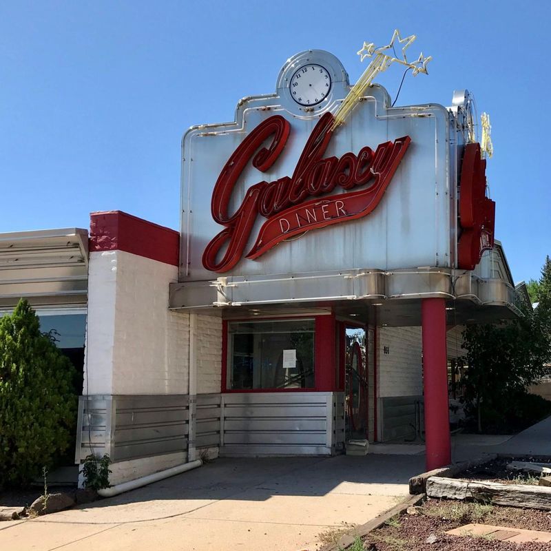 Arizona's Diners Where Hearty Classics Are Always On The Menu - Decor Hint Galaxy Diner