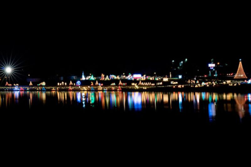 20 Texas Winter Festivals You Can't Miss In 2025 - From Hill Country Lights To Holiday Rodeos - Decor Hint Marble Falls Walkway Of Lights