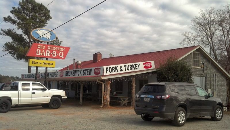 16 Little Georgia Barbecue Joints Making Bigger Spots Look Average - Decor Hint Old Clinton BBQ Company