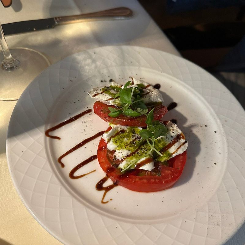 10 Atlanta Restaurants That Bring A Touch Of France To The City - Decor Hint La Grotta Ristorante Italiano