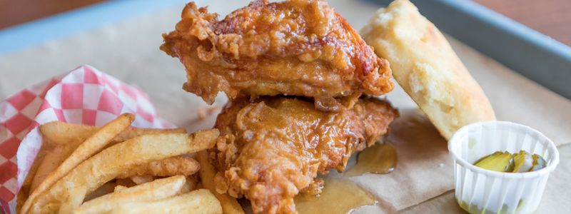 14 California Family-Run Fried Chicken Restaurants Worth The Drive - Decor Hint Honey's Kettle Fried Chicken in Culver City