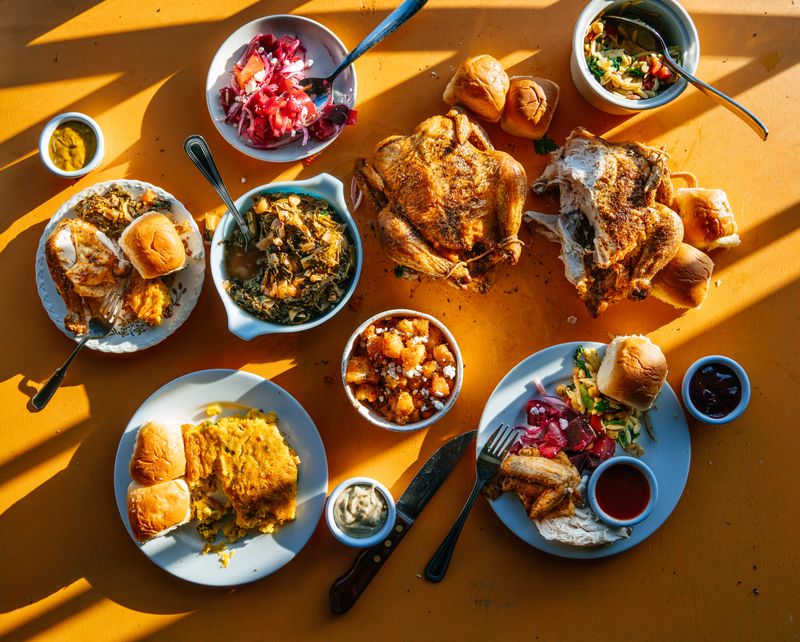 14 Asheville Holiday Feasts Perfect For A Relaxing Thanksgiving - Decor Hint Moose Cafe To-Go Thanksgiving Packages