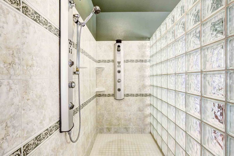 Glass Block Designs In Melbourne That Turn Ordinary Houses Into Light Filled Sanctuaries - Decor Hint Shower Enclosure with Diamond Pattern Glass Blocks