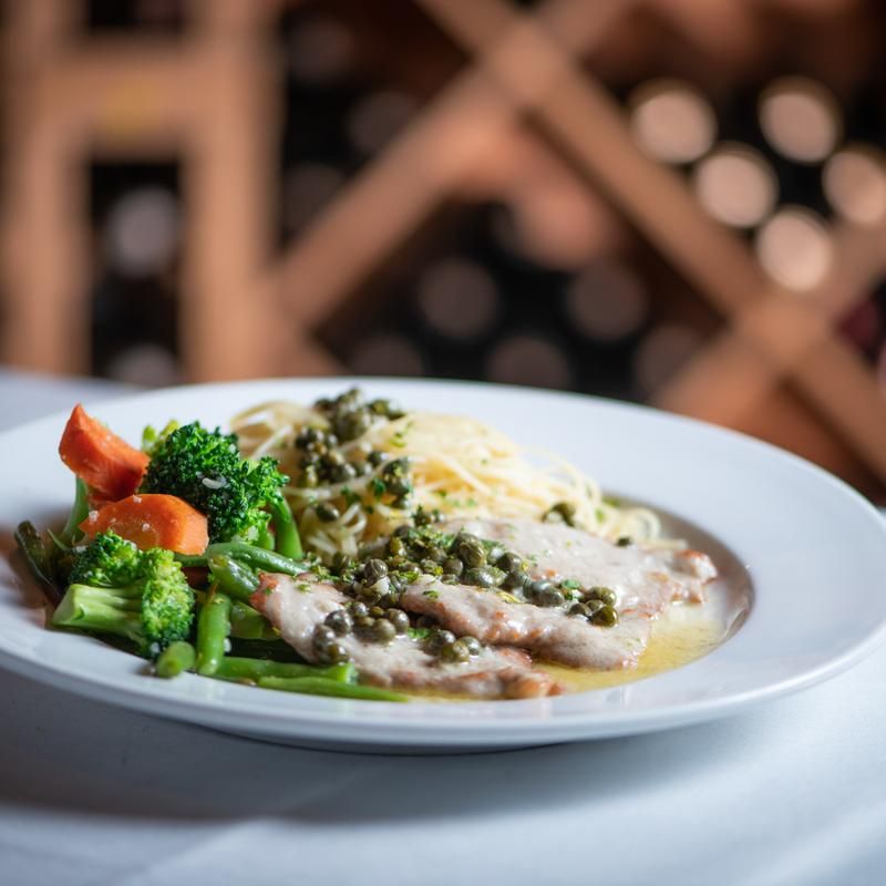 Hidden Italian Restaurants In Nevada That Locals Love To Keep Secret - Decor Hint La Famiglia Ristorante Italiano