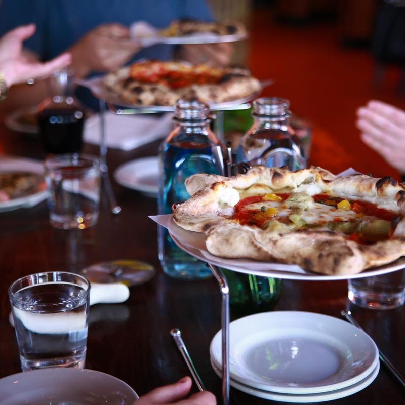 14 Kentucky Pizza Spots Locals Swear Beat The Big Chains Hands Down - Decor Hint Bella Notte
