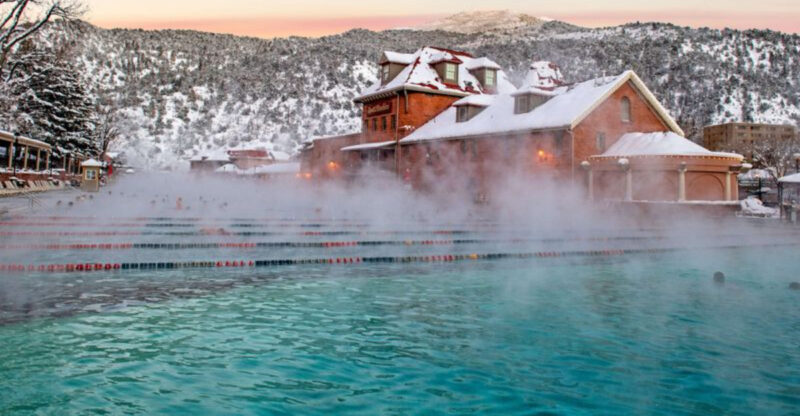 Best Thanksgiving Weekend Escapes In Colorado For A Cozy Mountain Retreat