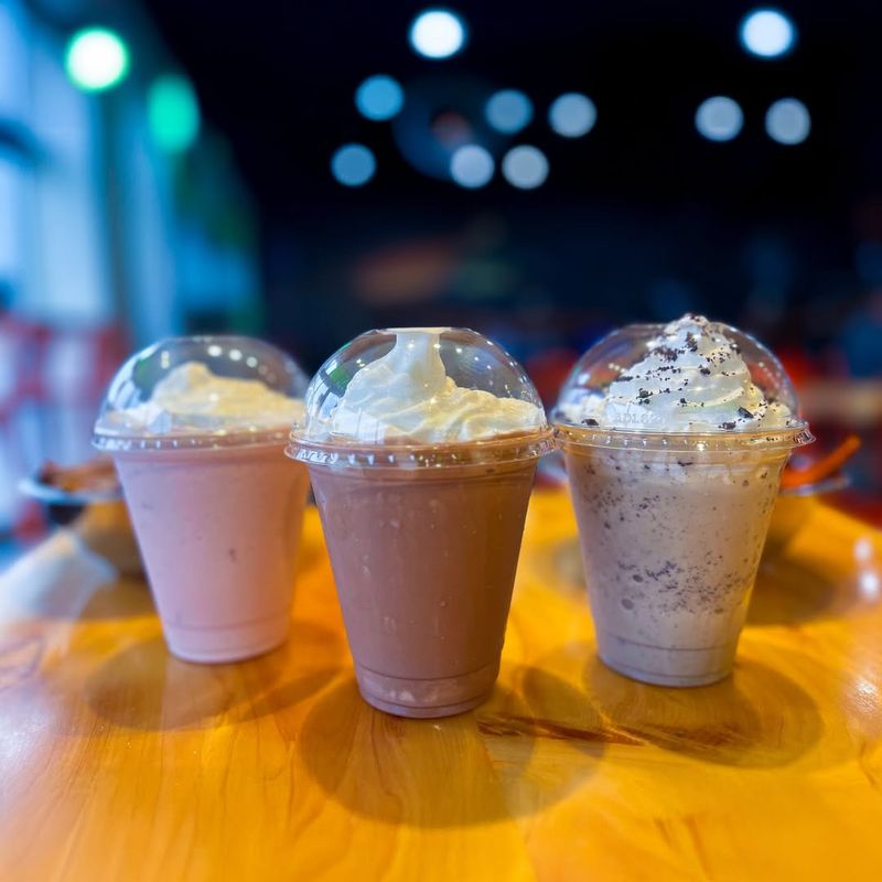 The Idaho Roadside Burger Shack Famous For Its Iconic Fry-Sauce Burgers - Decor Hint Hand-Scooped Milkshakes For Dessert