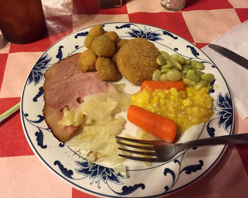 Soul Food Buffets In Virginia Serving Comfort Flavor And Family Tradition - Decor Hint The Gospel Bird