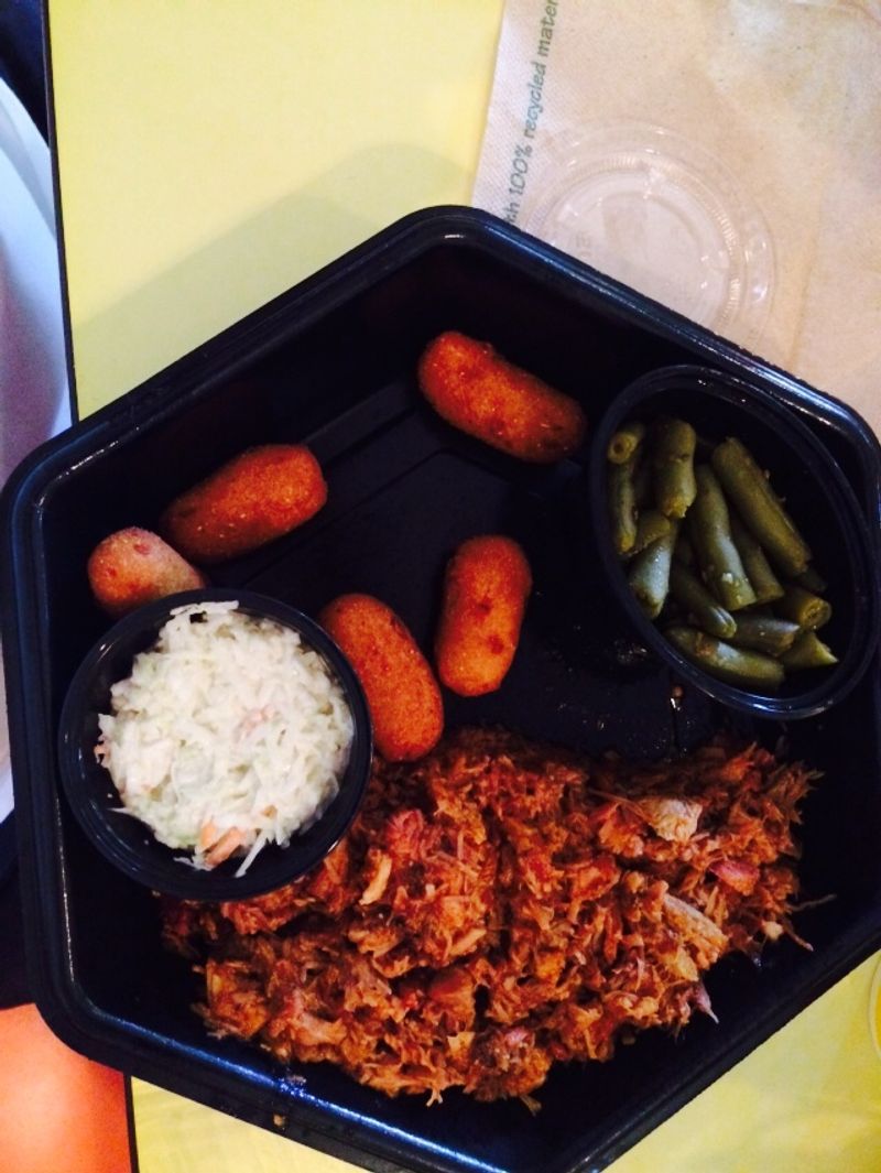 Pierce's Pitt Bar-B-Que