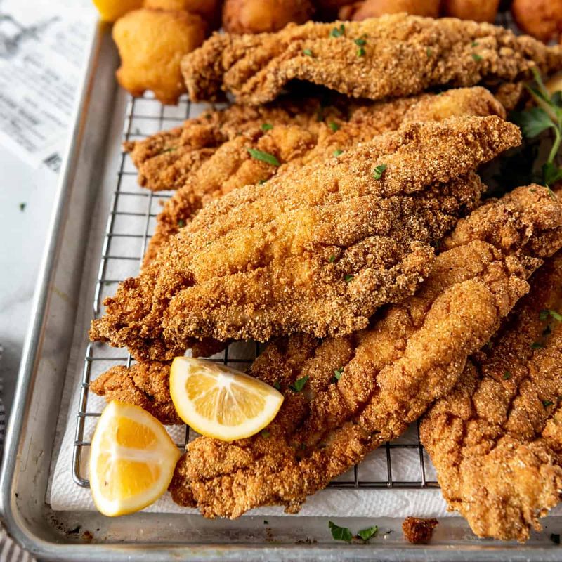 20 Tennessee Spots Frying Fish The Old-School Way Every Friday - Decor Hint Catfish Kettle
