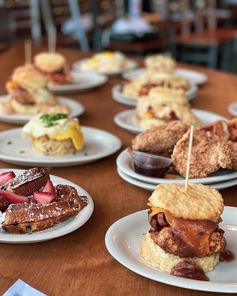 Florida Breakfast Spots So Popular Locals Wait In Long Lines - Decor Hint Maple Street Biscuit Company