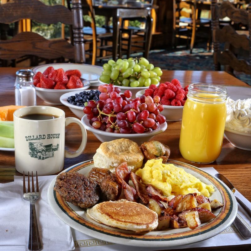 The Georgia Buffet So Delicious Locals Visit Every Weekend - Decor Hint Breakfast That Locals Plan Their Weekends Around