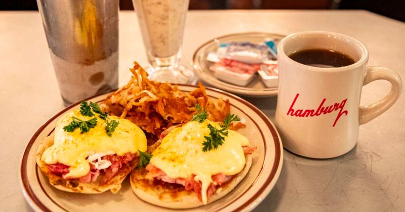 18 Iowa Grocery Stores Where Fresh Cuts And Local Sourcing Make All The Difference - Decor Hint Hamburg Inn No. 2