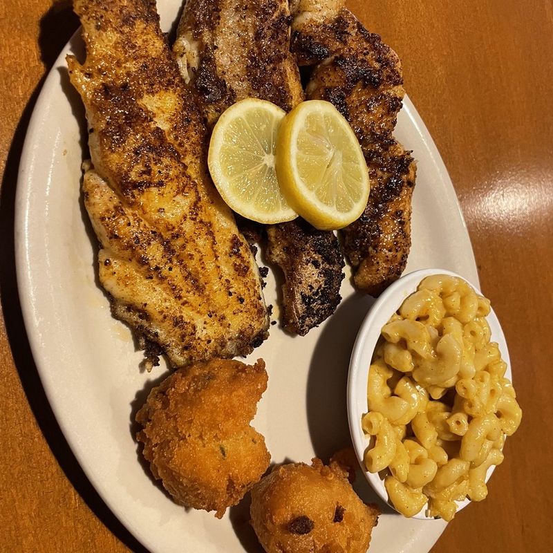 20 Tennessee Spots Frying Fish The Old-School Way Every Friday - Decor Hint Brothers Bar-B-Que