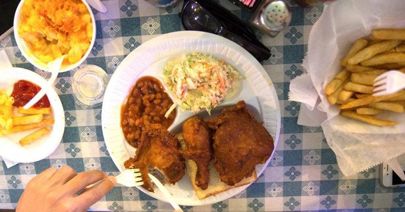 15 Iconic Memphis Sandwiches That Prove The City Knows Flavor - Decor Hint Gus's World Famous Fried Chicken Sandwich
