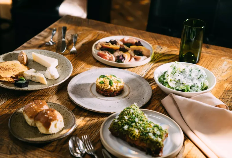 26 Reasons Charleston Might Be The South's Most Captivating City - Decor Hint Award-Winning Restaurants Earning National Recognition