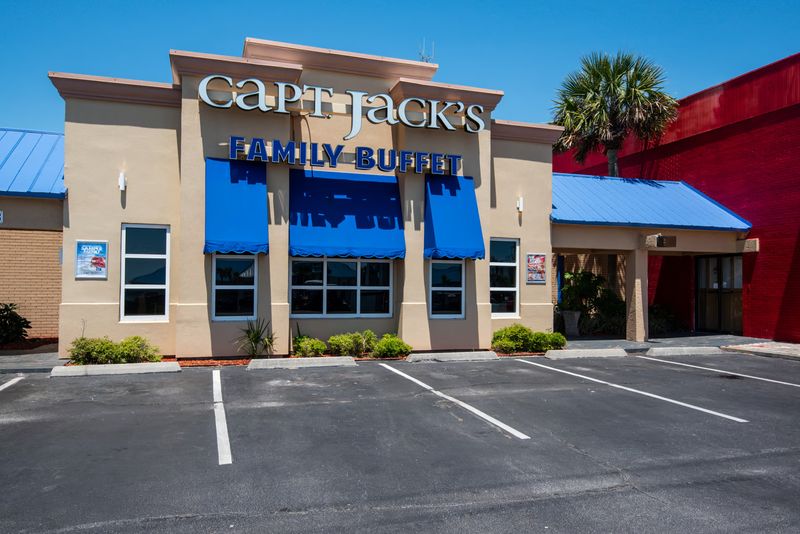 12 All-You-Can-Eat Seafood Restaurants In Florida That Are Worth A Visit - Decor Hint Capt. Jack's Family Buffet