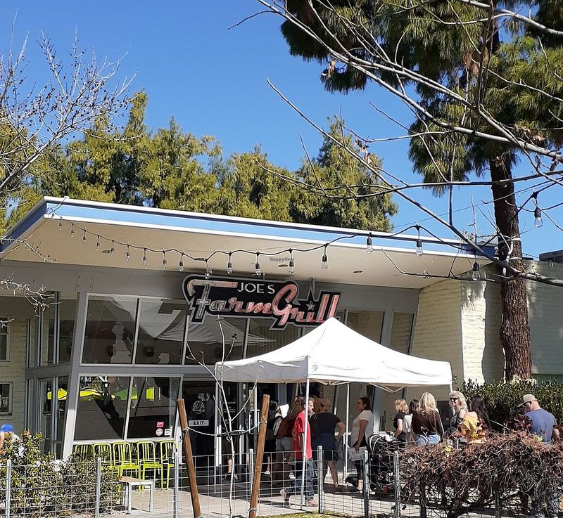 Arizona's Diners Where Hearty Classics Are Always On The Menu - Decor Hint Joe's Farm Grill