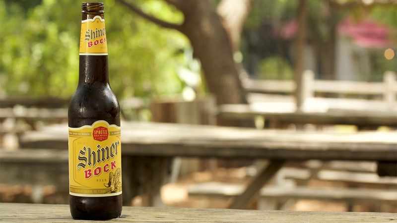 25 Texan Food Expressions That Make Visitors Do A Double Take - Decor Hint Shiner Bock