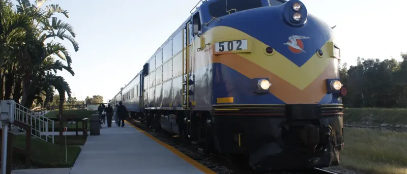 12 Florida Train Rides That Turn Day Trips Into Memories - Decor Hint Seminole Gulf Railway Murder Mystery Dinner Train