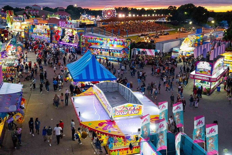 North Carolina Autumn Festivals Where The Food Steals The Spotlight - Decor Hint North Carolina State Fair
