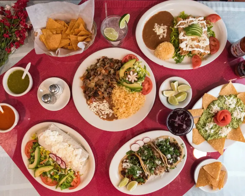 16 Pennsylvania Mexican Restaurants Bringing Bold Salsa Flavor To The Table - Decor Hint Taqueria Los Gallos