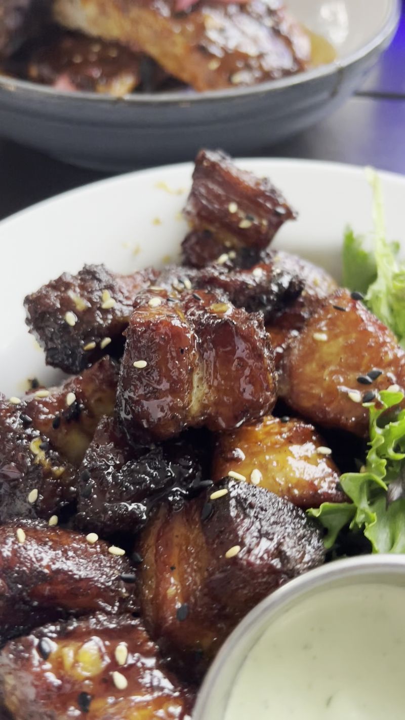 The Most Relaxing Orlando Restaurants When You Want Zero Stress - Decor Hint The Stubborn Mule