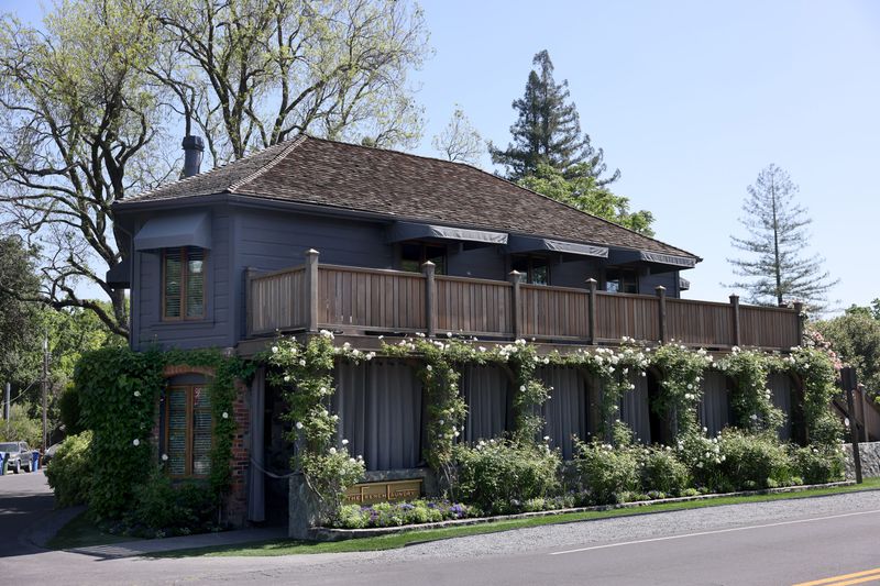 California Dining Spots That Prove Why The Golden State's Food Scene Shines - Decor Hint The French Laundry - Yountville