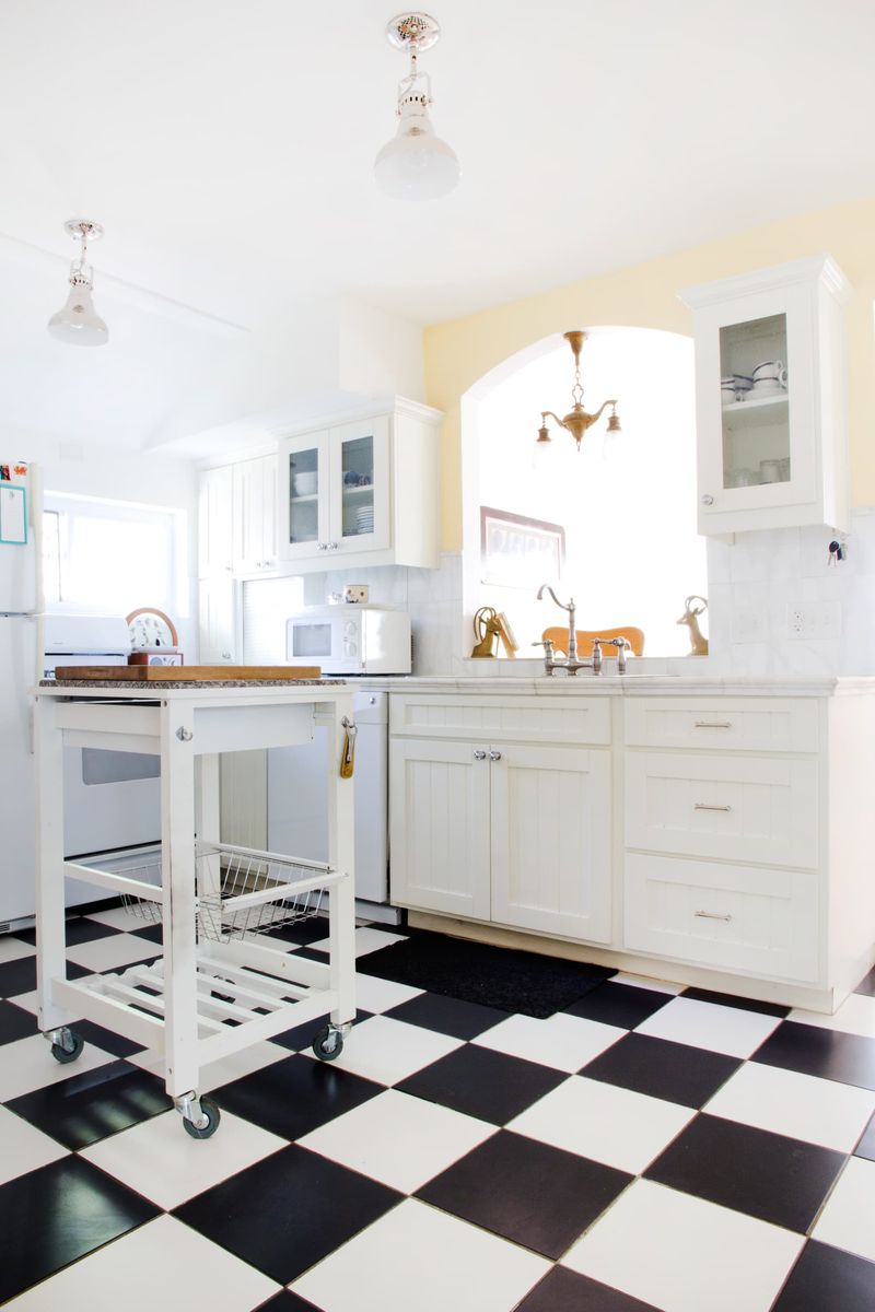 California Homeowners Embrace These Vintage Kitchen Trends In 2026 - Decor Hint Checkerboard Floor Tiles