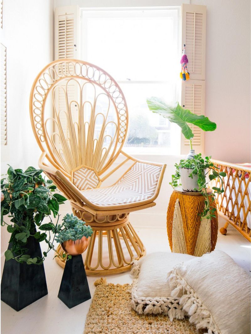 Vintage Inspired Florida Home Trends Millennials Are Loving Again - Decor Hint Rattan Peacock Chairs