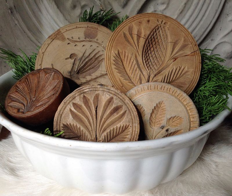 16 Must-Know Georgia Collectibles Gaining Popularity And Big Bucks - Decor Hint Wooden Butter Molds