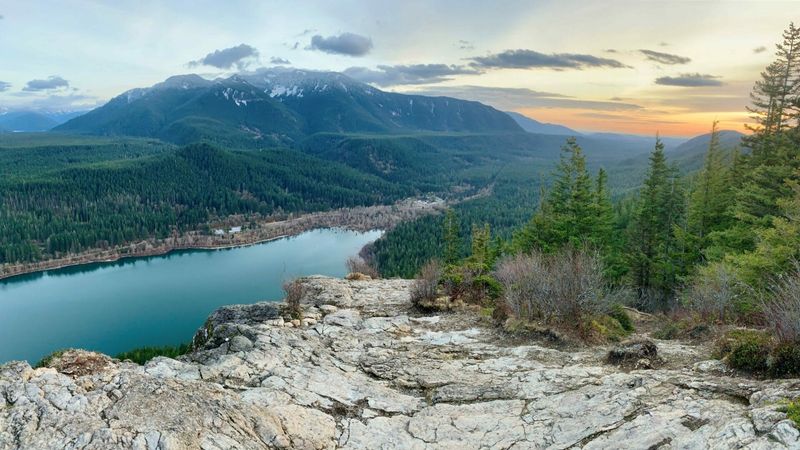 Rattlesnake Ledge