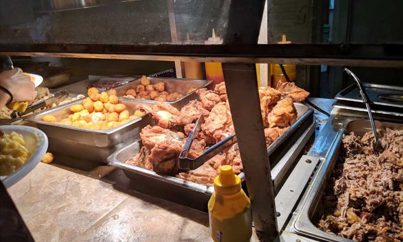 South Carolina Retro Buffets That Still Feel Like A Sunday Tradition - Decor Hint Duke's Bar-B-Q