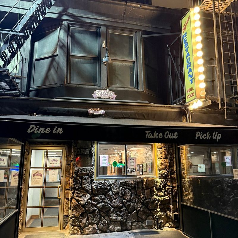 Southern-Style Catfish Done Right In These New York Restaurants - Decor Hint Sylvia's Restaurant, Harlem Soul Food Icon