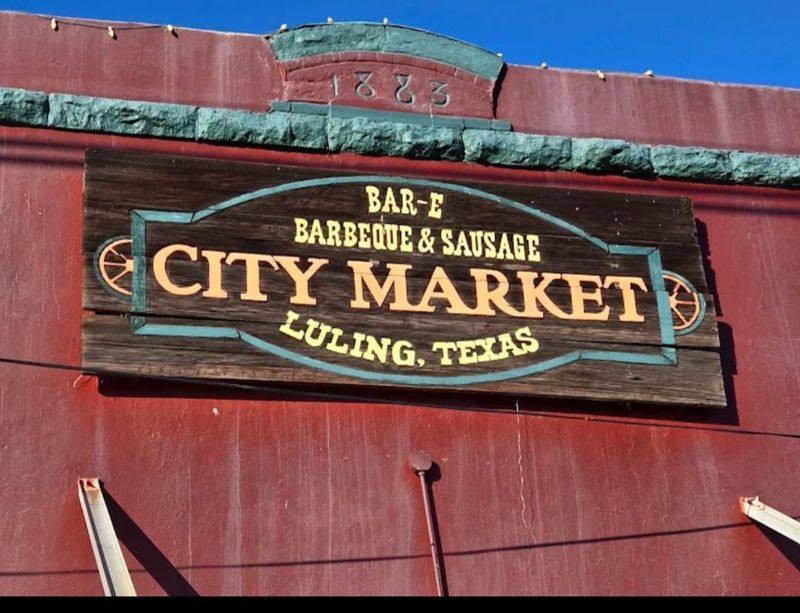 City Market – Luling