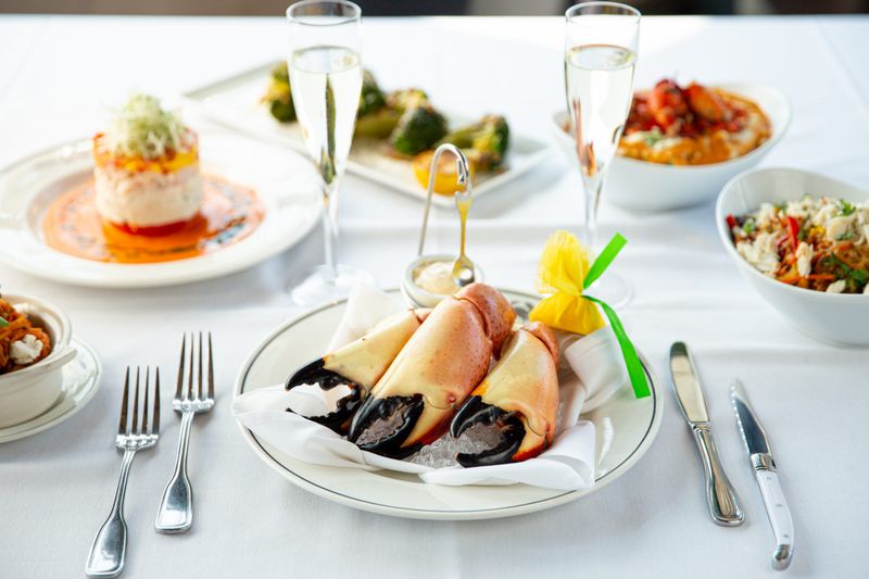 Celebrate Christmas With Delicious Dishes At South Florida's Top Spots - Decor Hint Truluck's Ocean's Finest Seafood & Crab