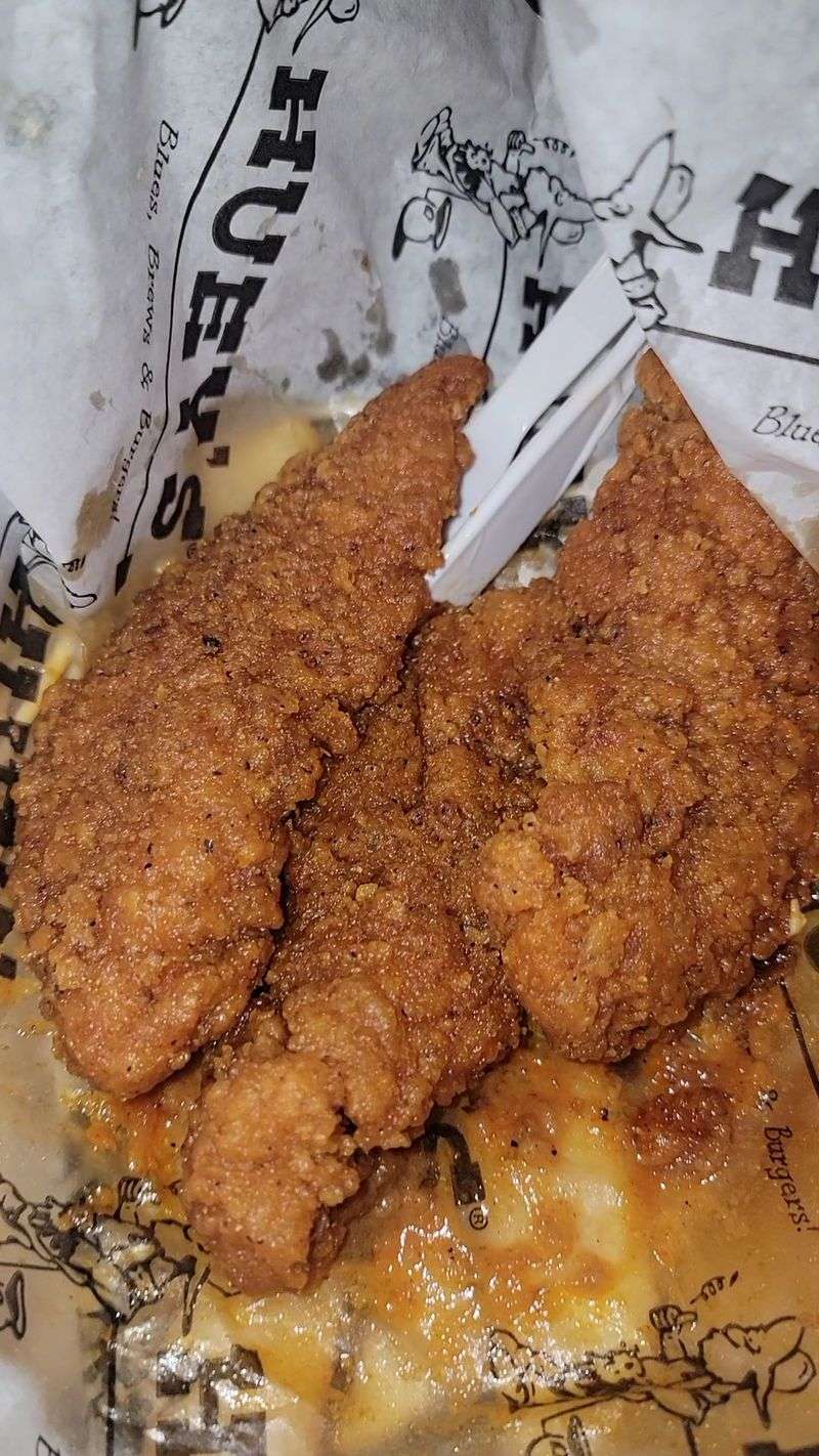 Fried Chicken Adventures In Memphis You Can't Miss - Decor Hint Huey's