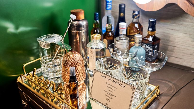 22 New York Tourist Traps Every Local Knows To Avoid (Here's What To Do Instead) - Decor Hint Overpriced Hotel Minibars