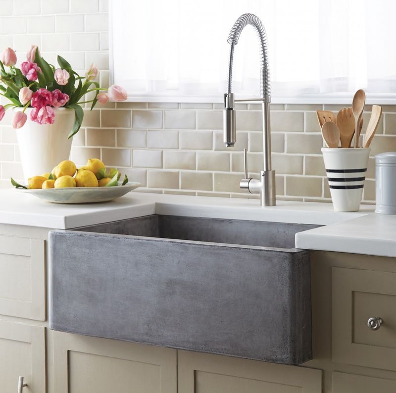 California Homeowners Embrace These Vintage Kitchen Trends In 2026 - Decor Hint Farmhouse Apron-Front Sinks