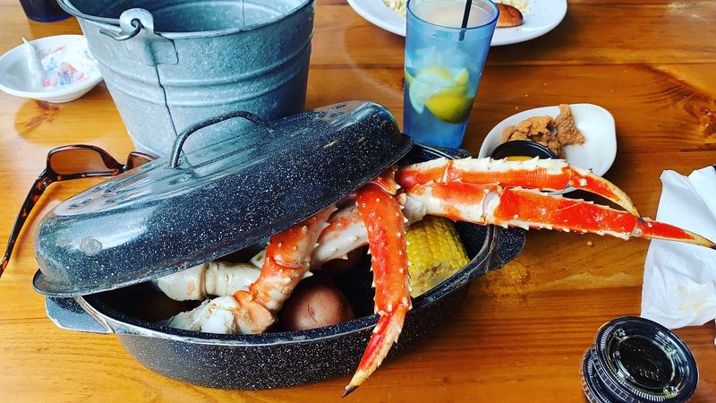 Harpoon Harry's Crab House - Pigeon Forge